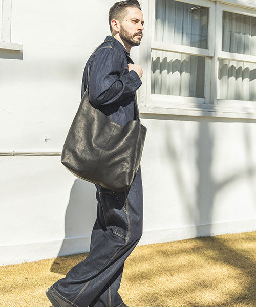 imperma-leather / one shoulder bag
