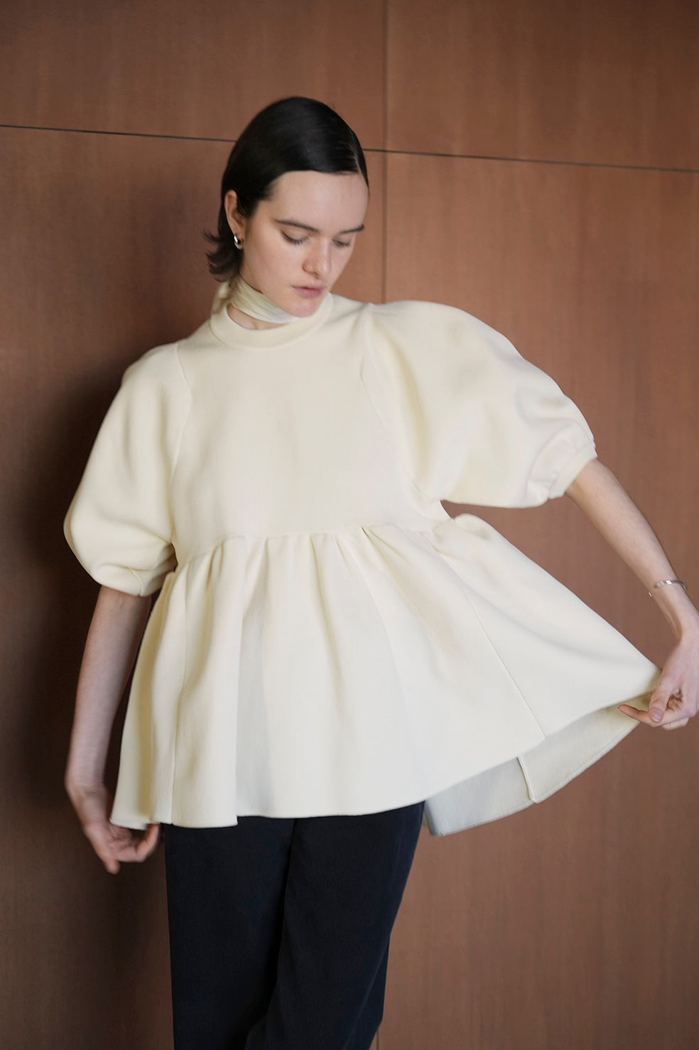 balloon sleeve gather knit tops