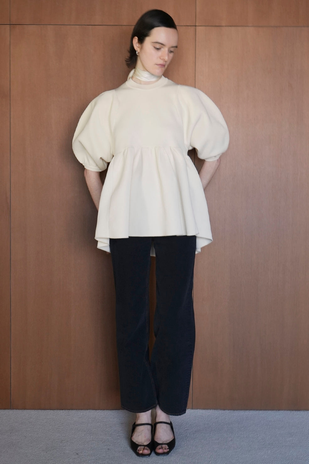 balloon sleeve gather knit tops