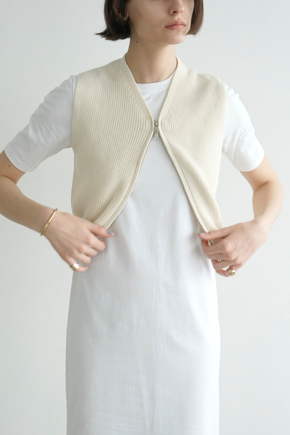 zip compact knit vest