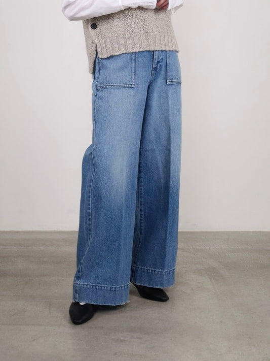 baggy denim pants