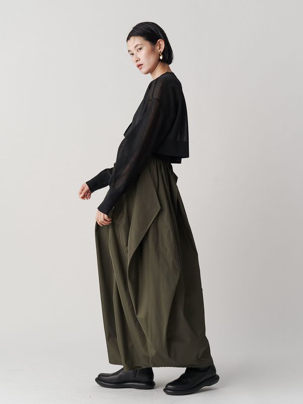 curve line tuck sleeveless op