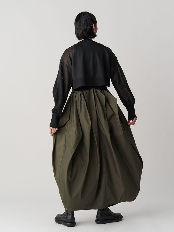 curve line tuck sleeveless op