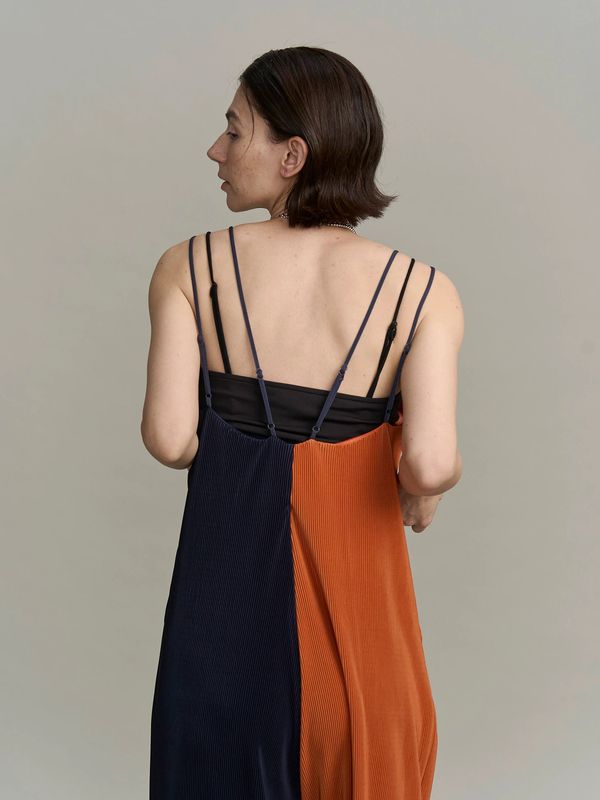 crystal pleats aio