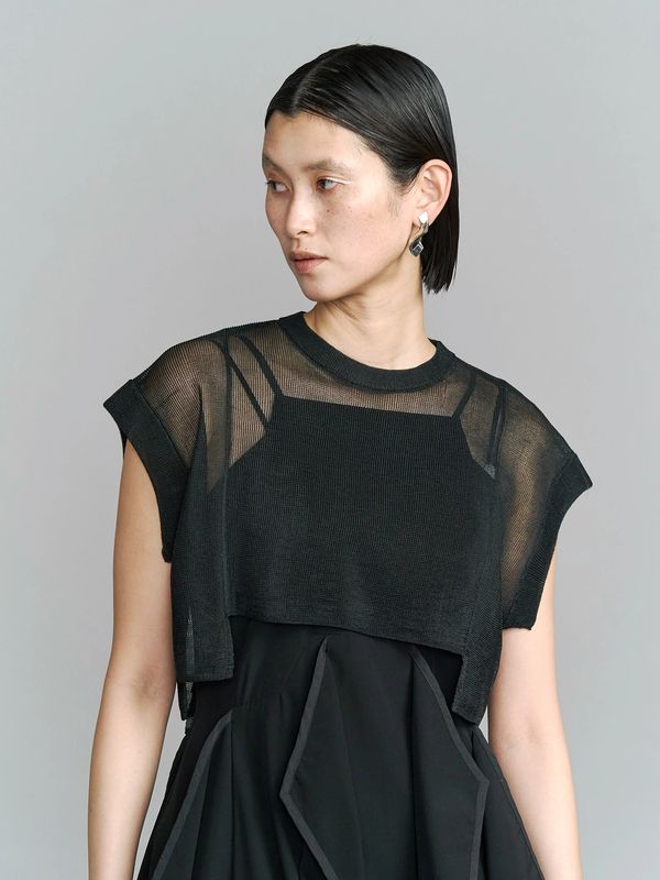 sheer short kt top
