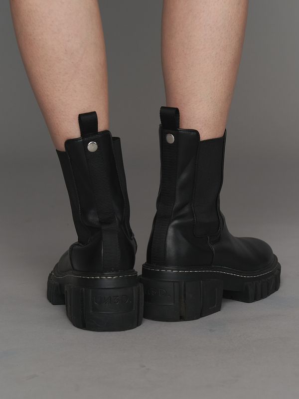 sole sidegore boots