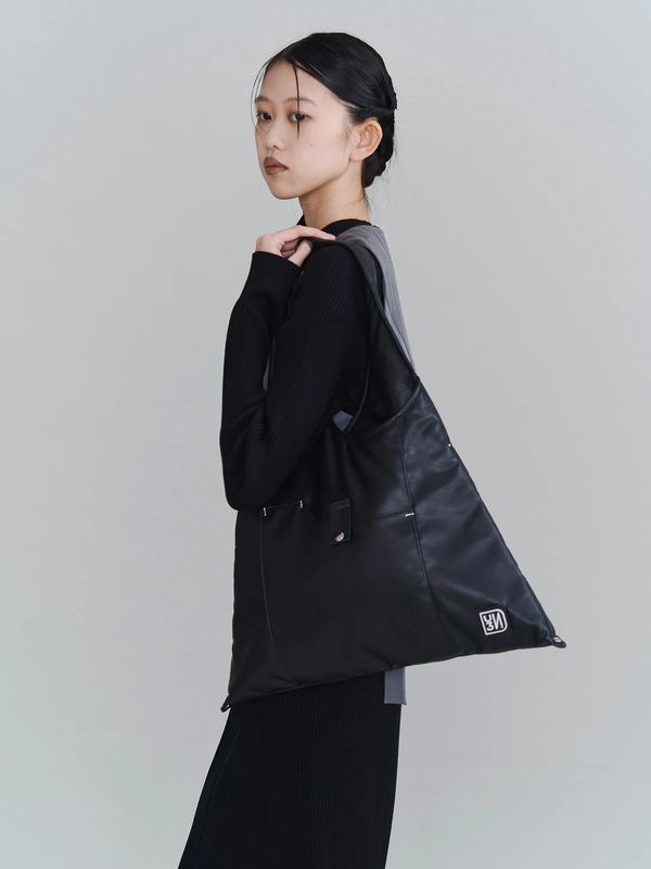 2way padded triangle bag