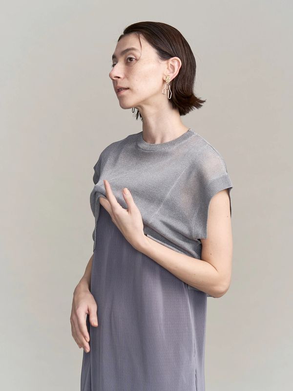 sheer short kt top