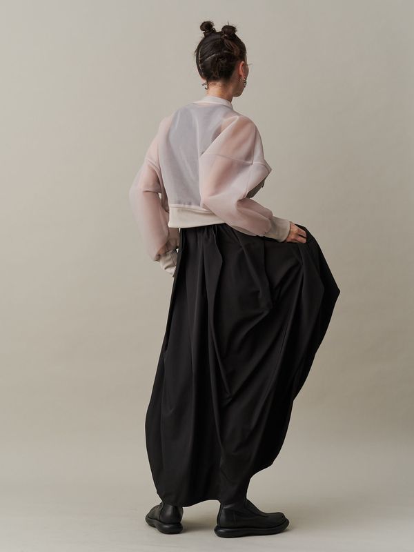 curve line tuck sleeveless op