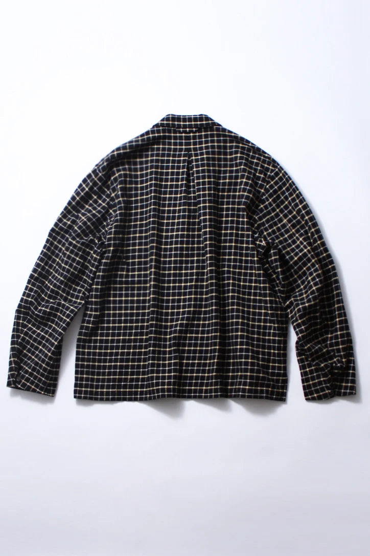 short lapel shirt