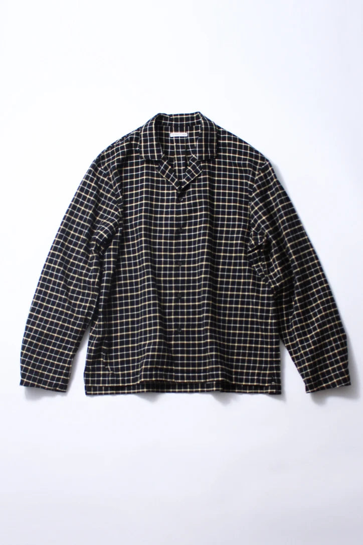 short lapel shirt