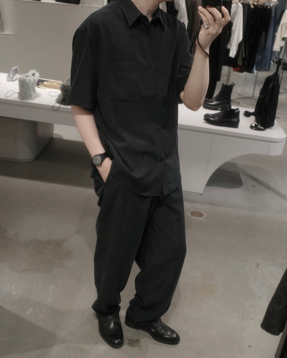 t/r powder cloth / drawstring tapered pants