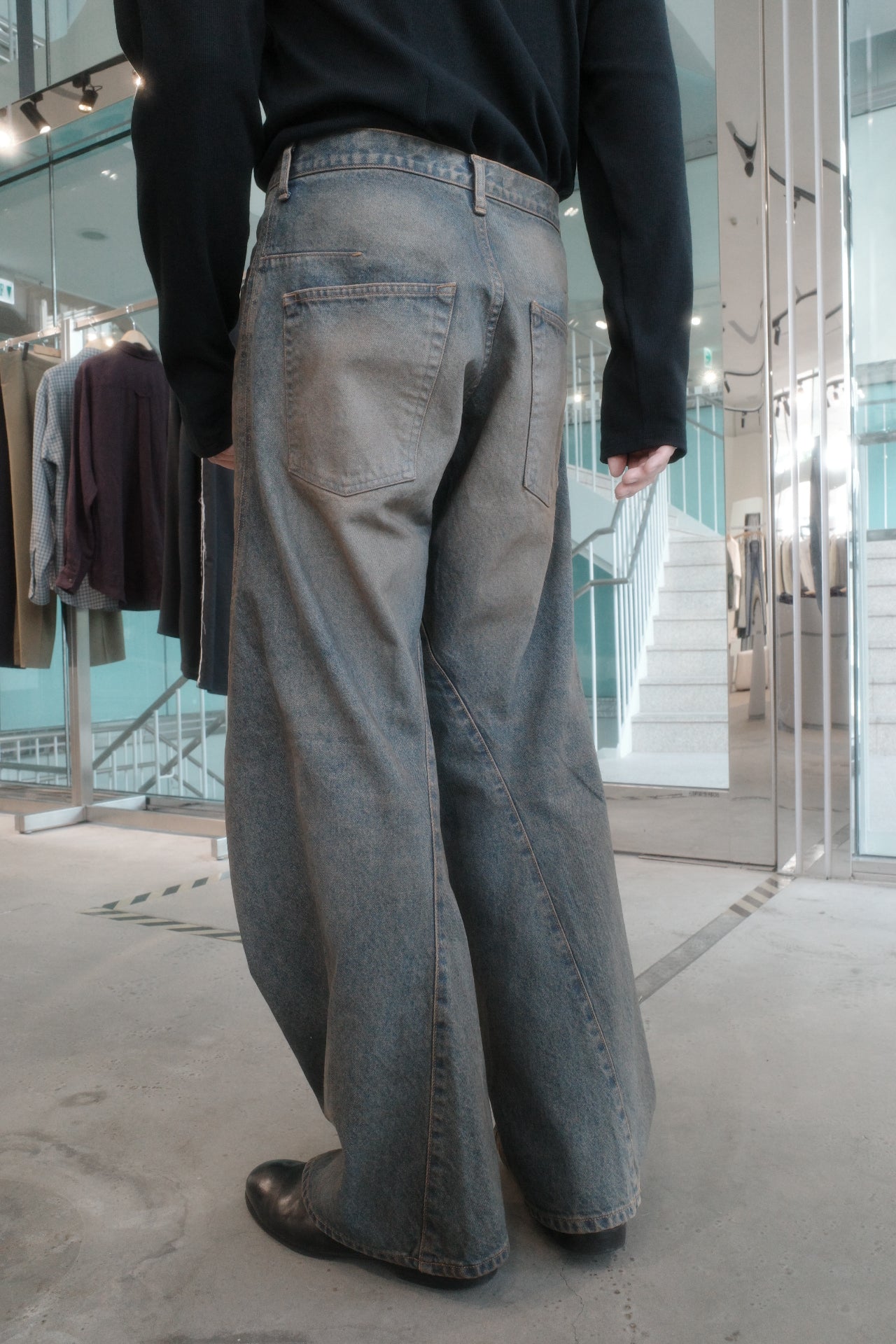 3d curved voluminous leg jeans - mud faded indigo