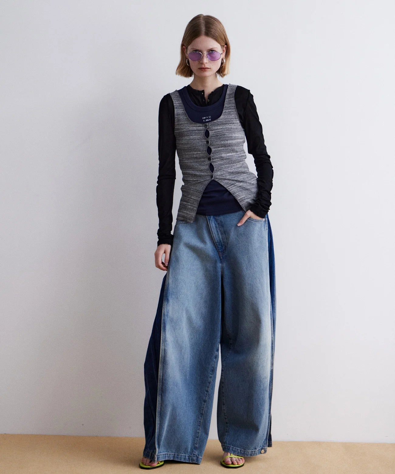 side-tuck cocoon denim pants