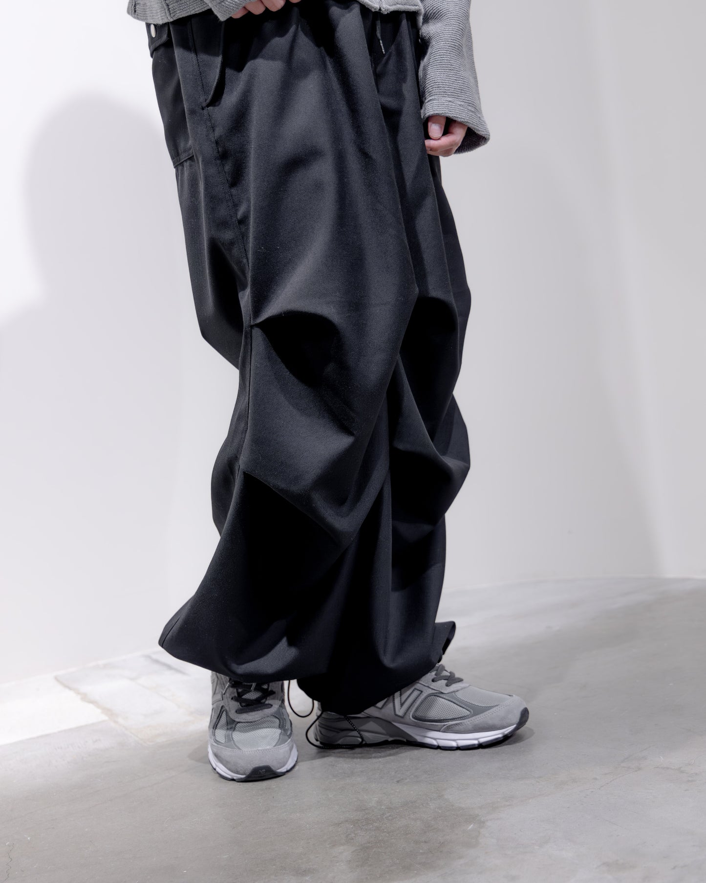 loose parachute pants