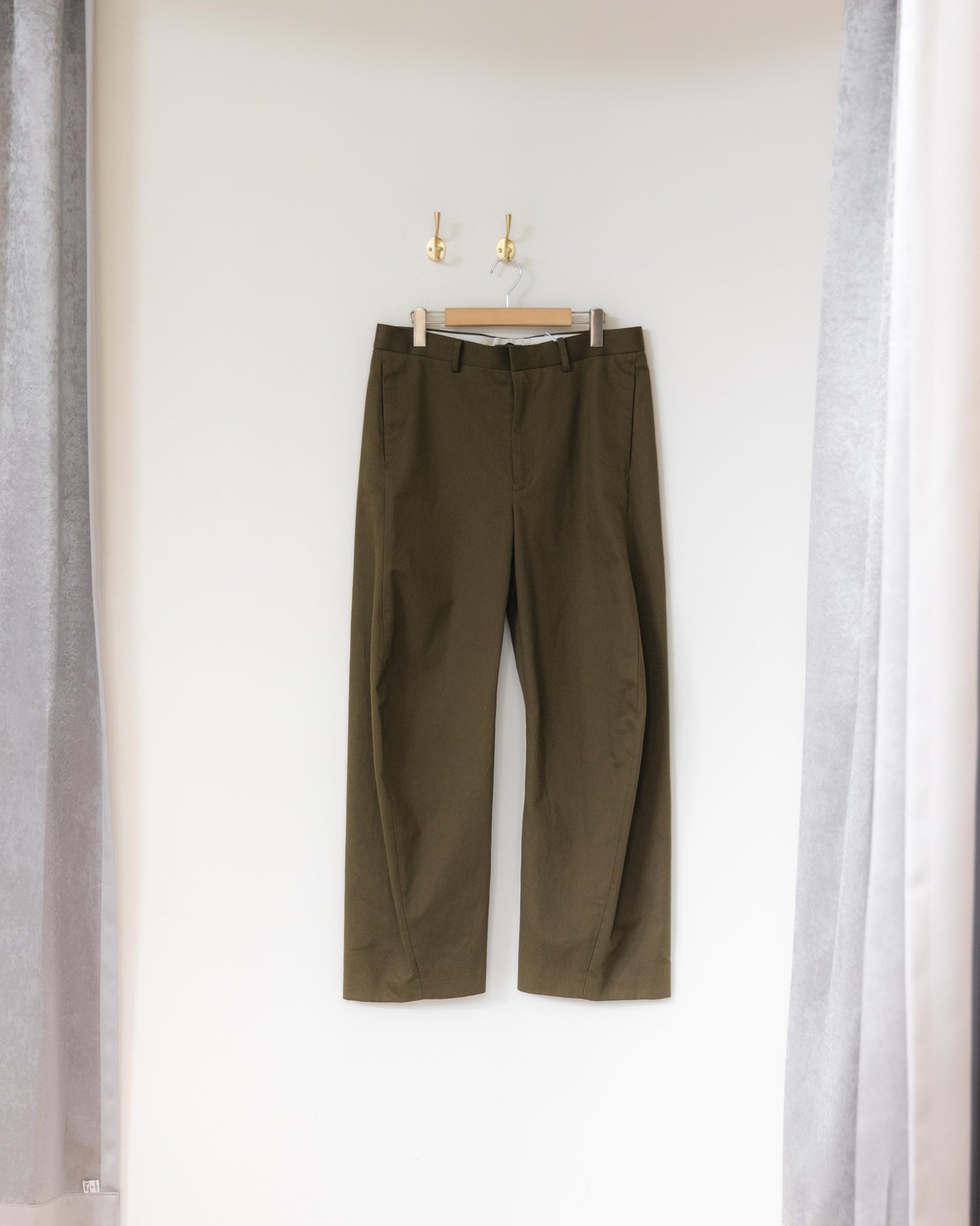 inflate trousers