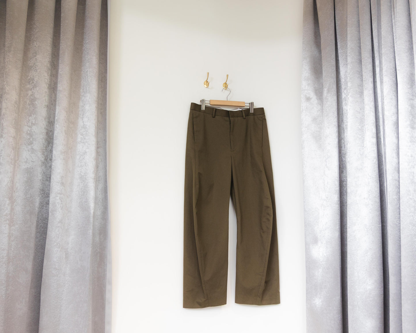 inflate trousers