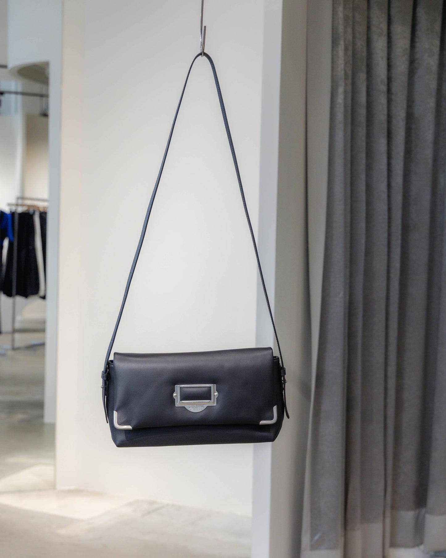 cabinet flap shoulder bag