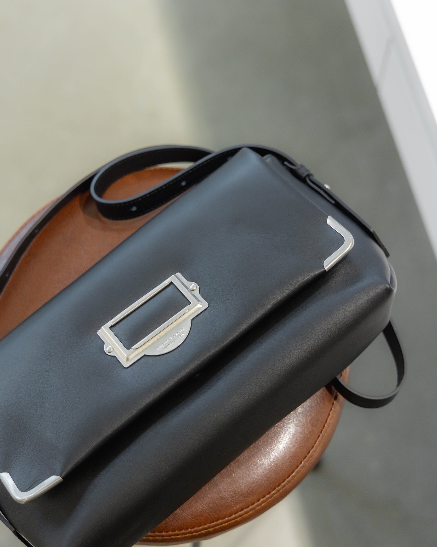 cabinet flap shoulder bag