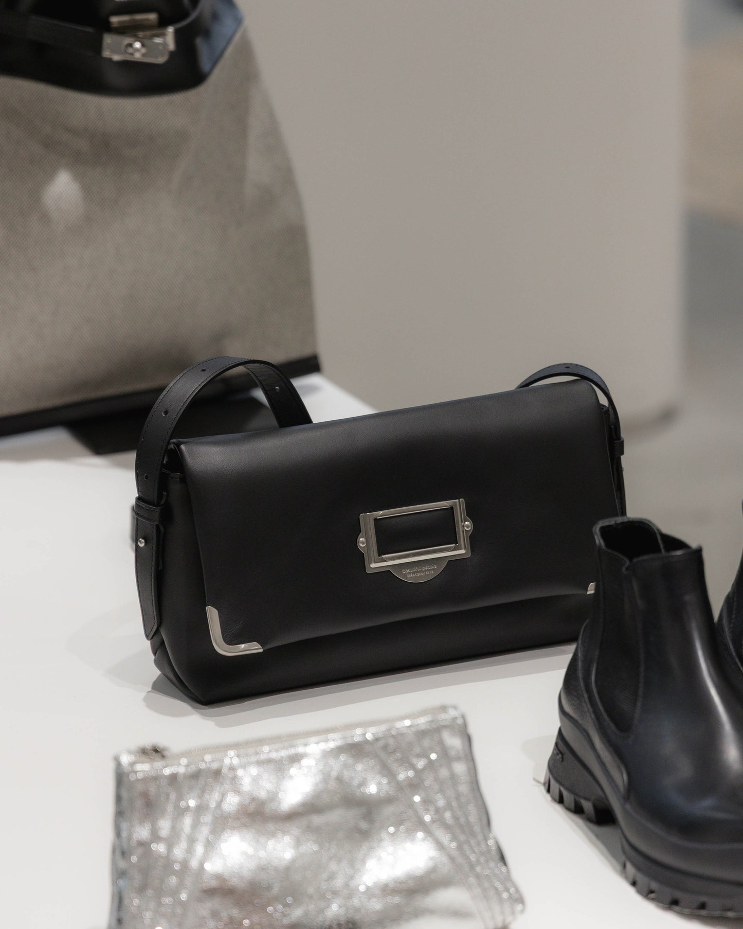 cabinet flap shoulder bag