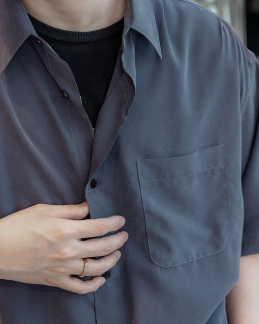 t/r powder cloth / drape tack shirt