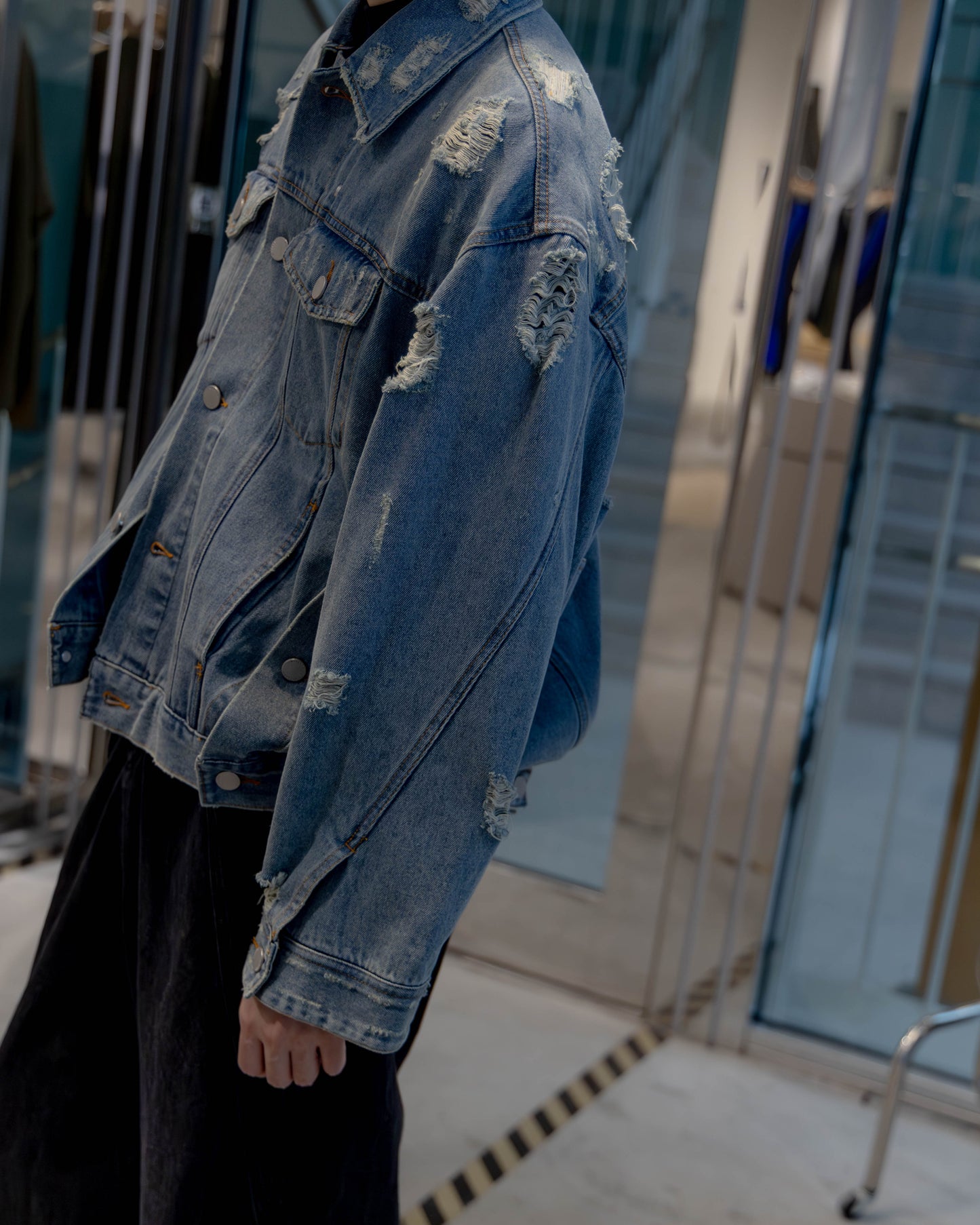 denim blouson (damage)