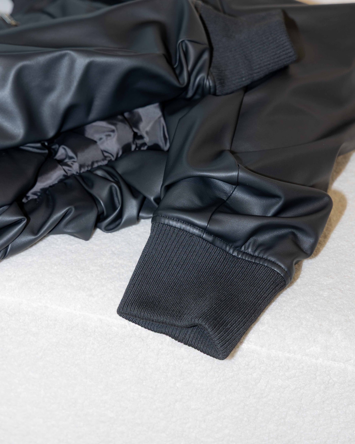 volume gather short bz