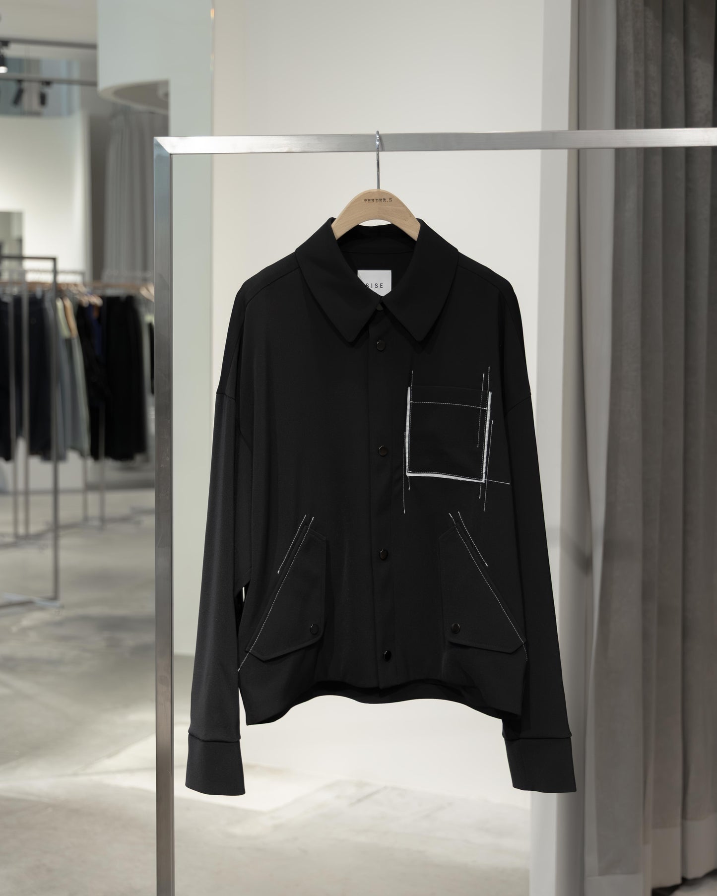 steching blouson