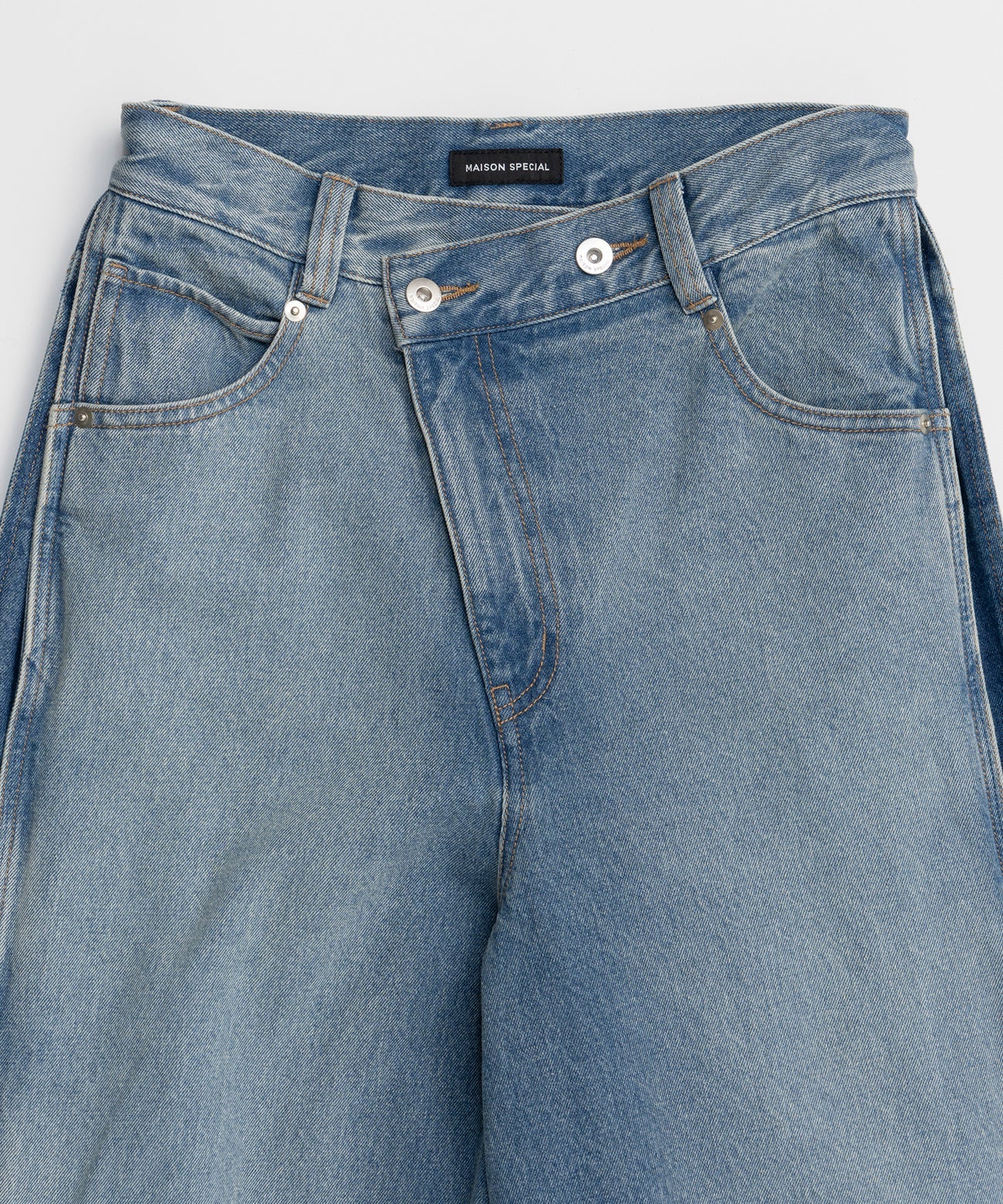 side-tuck cocoon denim pants