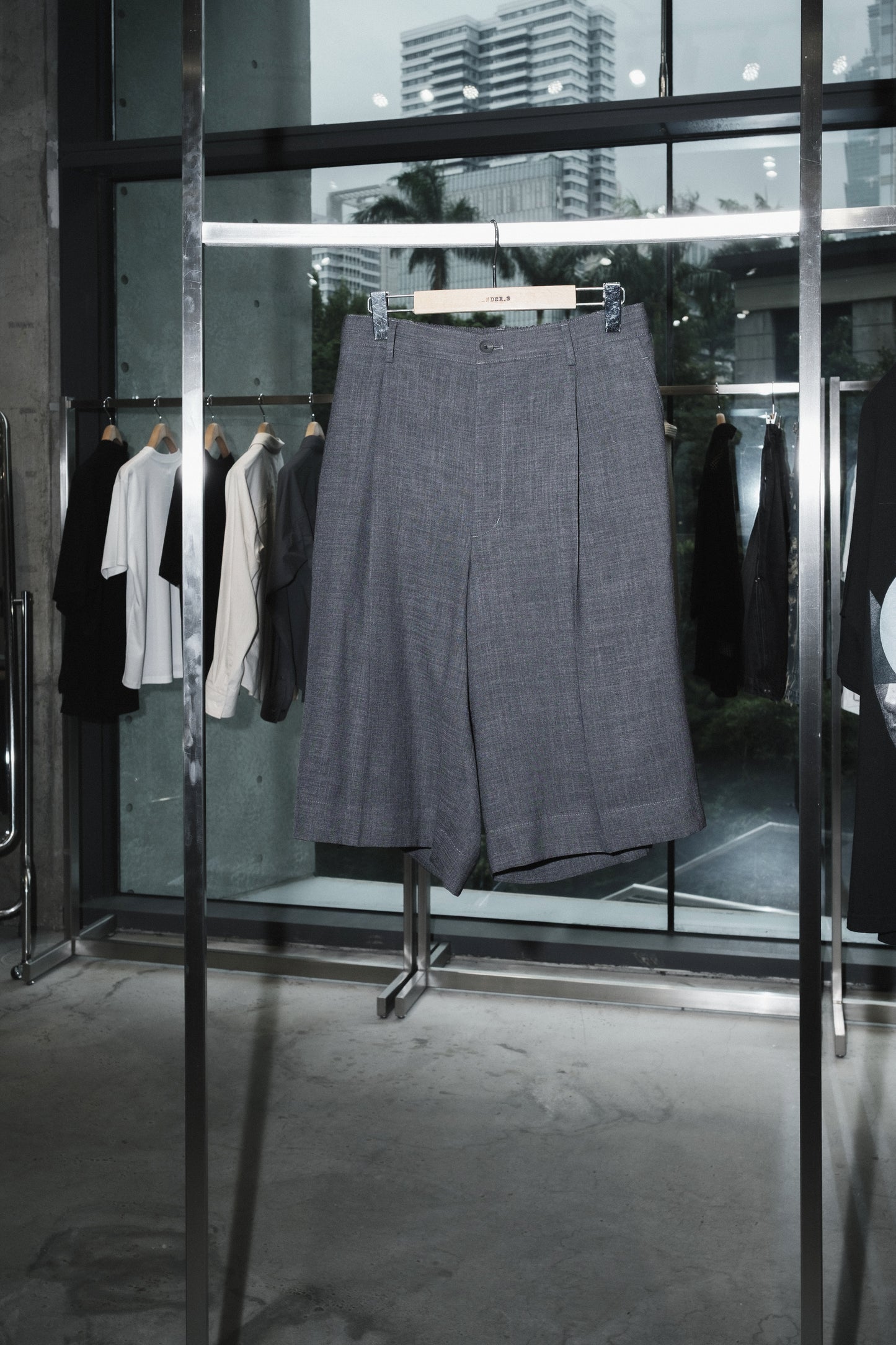 triacetate prime-wide shorts
