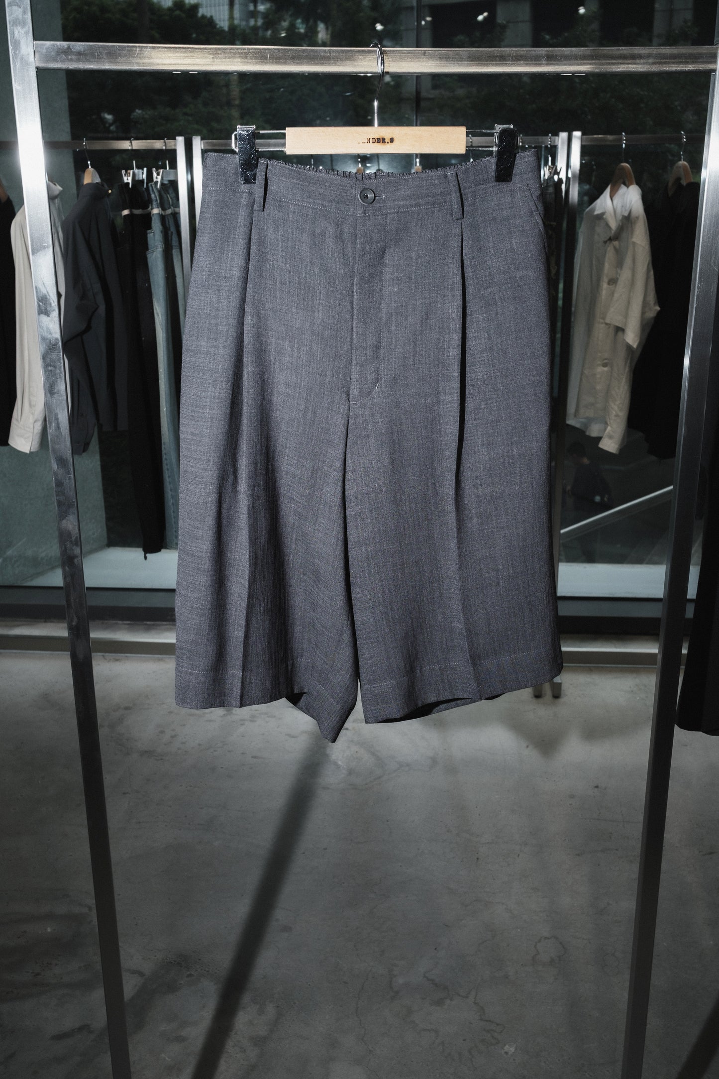 triacetate prime-wide shorts