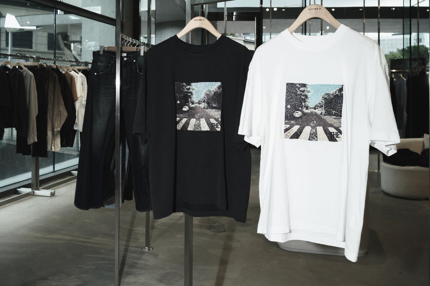 photo emb ss tee