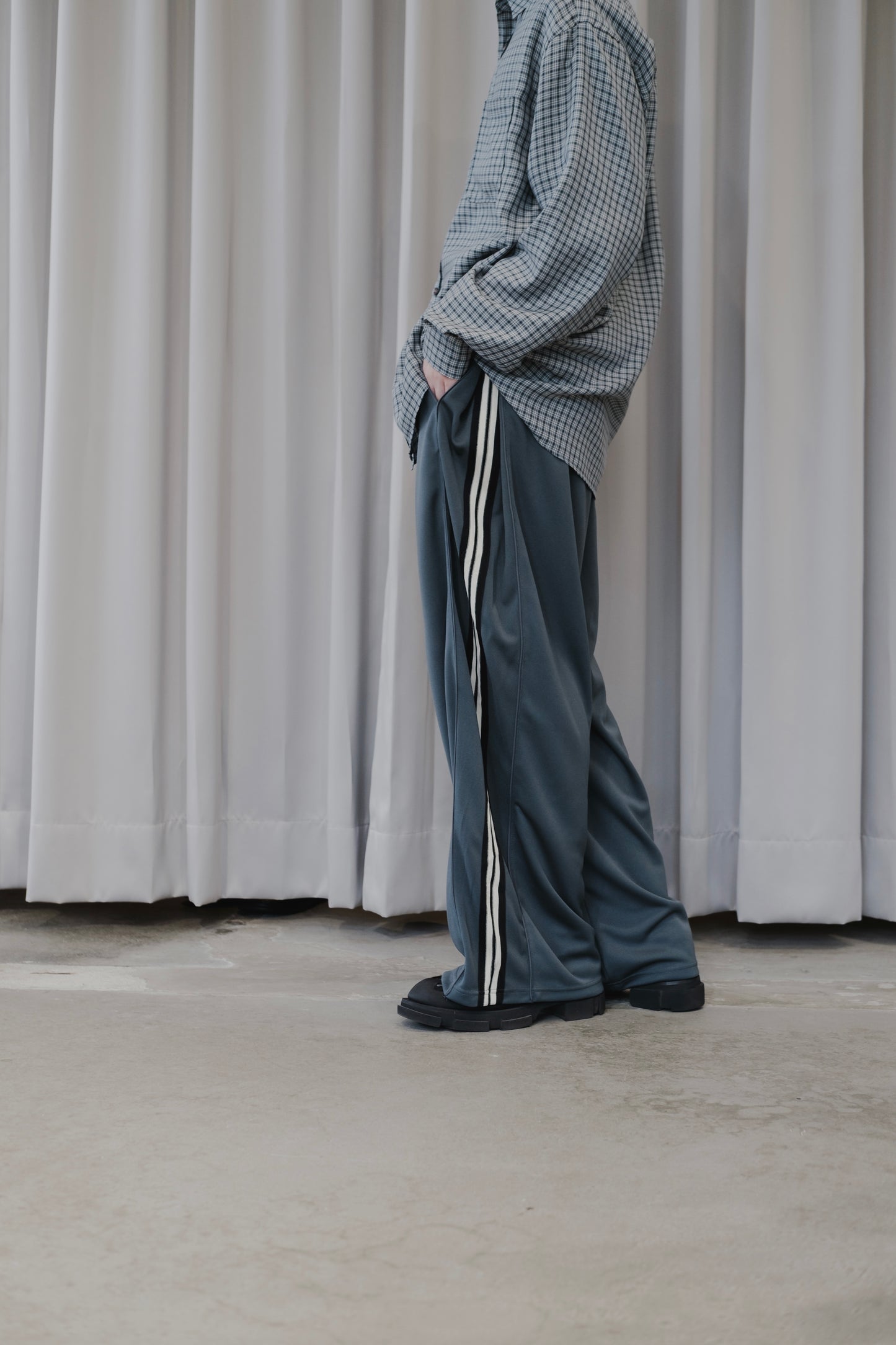 zip-up track pants(unisex)