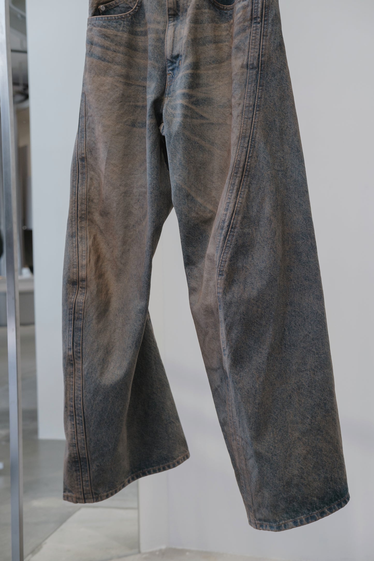 3d curved voluminous leg jeans - mud faded indigo