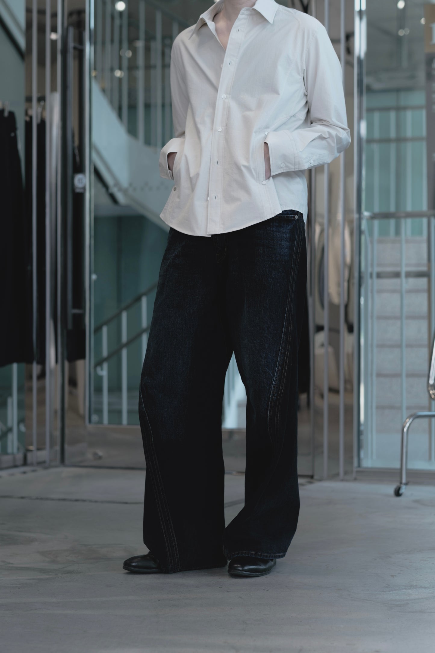 3d curved voluminous leg jeans - faded indigo