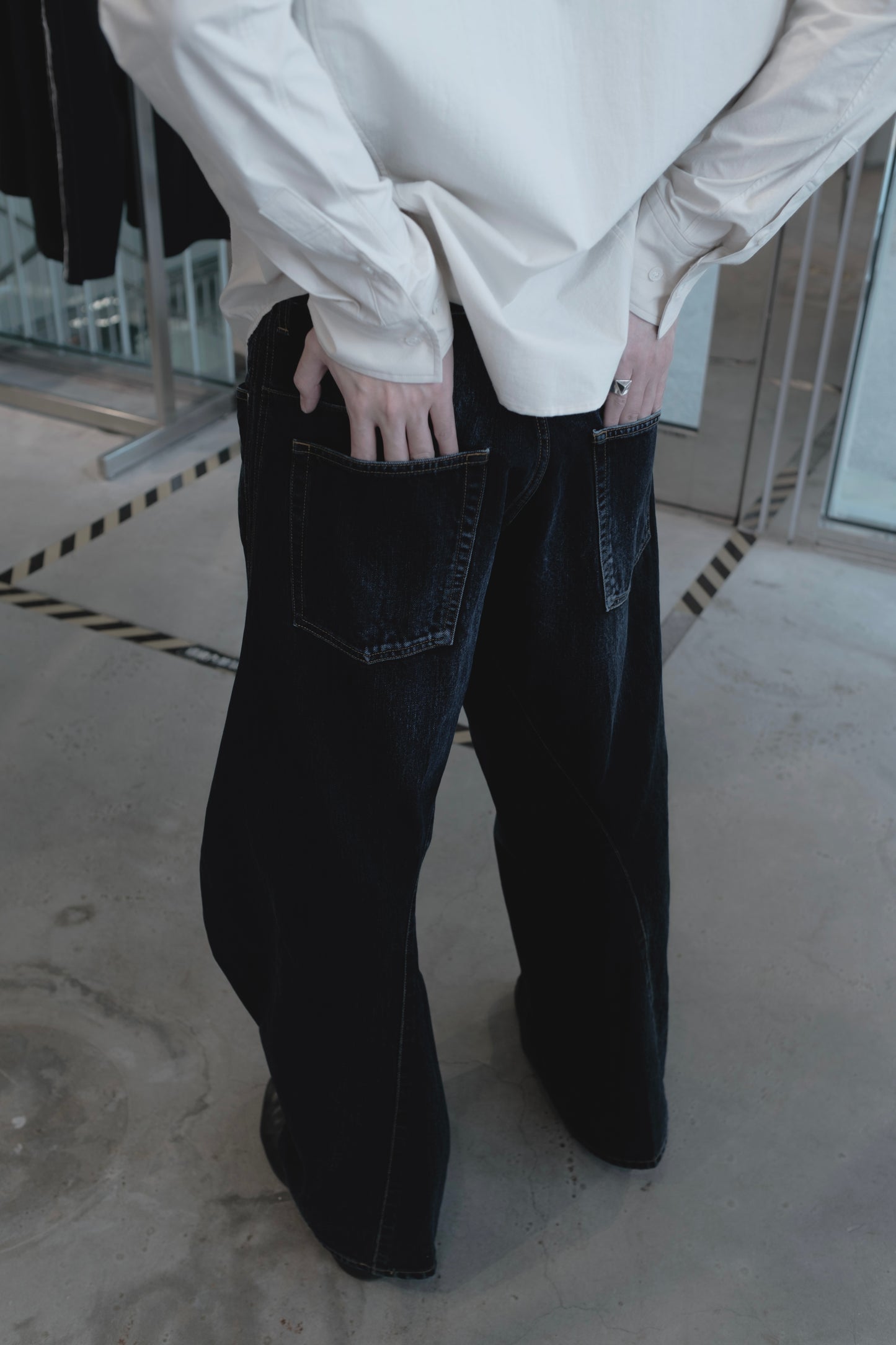 3d curved voluminous leg jeans - faded indigo