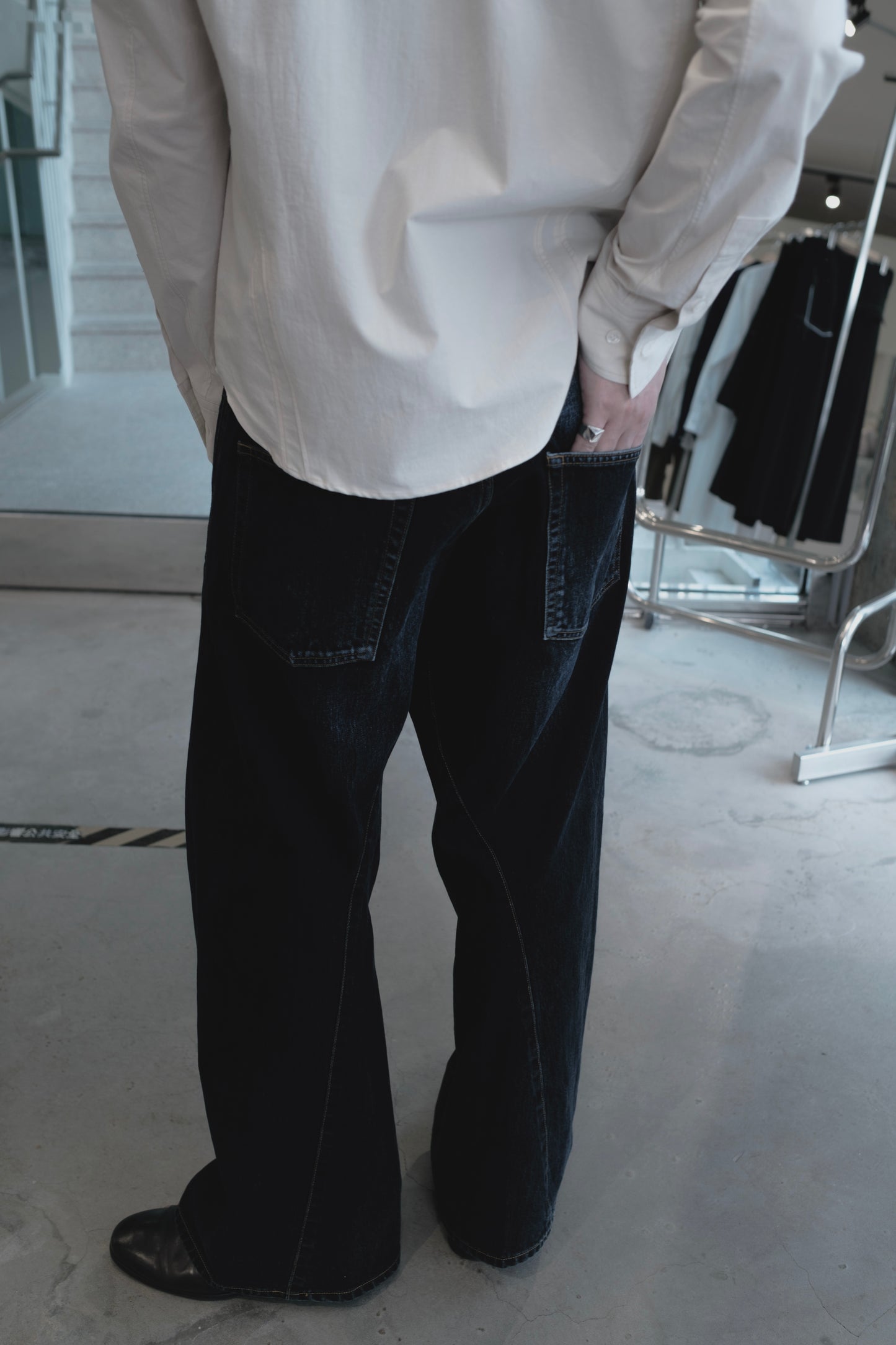 3d curved voluminous leg jeans - faded indigo