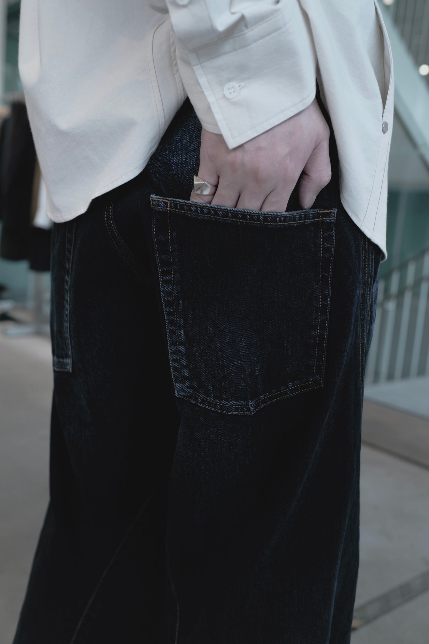 3d curved voluminous leg jeans - faded indigo