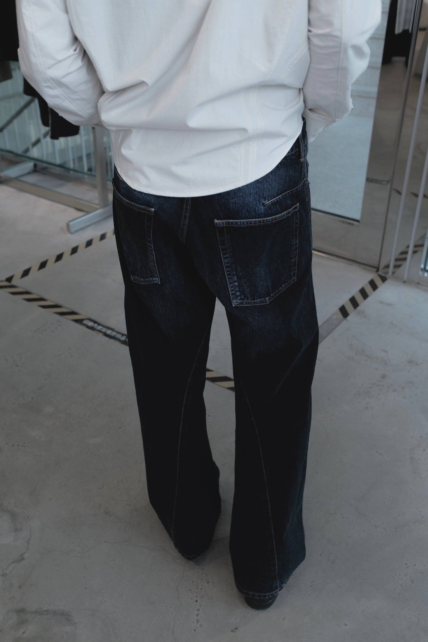 3d curved voluminous leg jeans - faded indigo