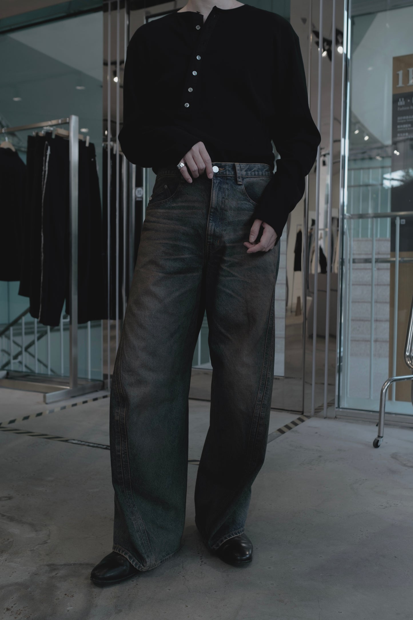 3d curved voluminous leg jeans - mud faded indigo