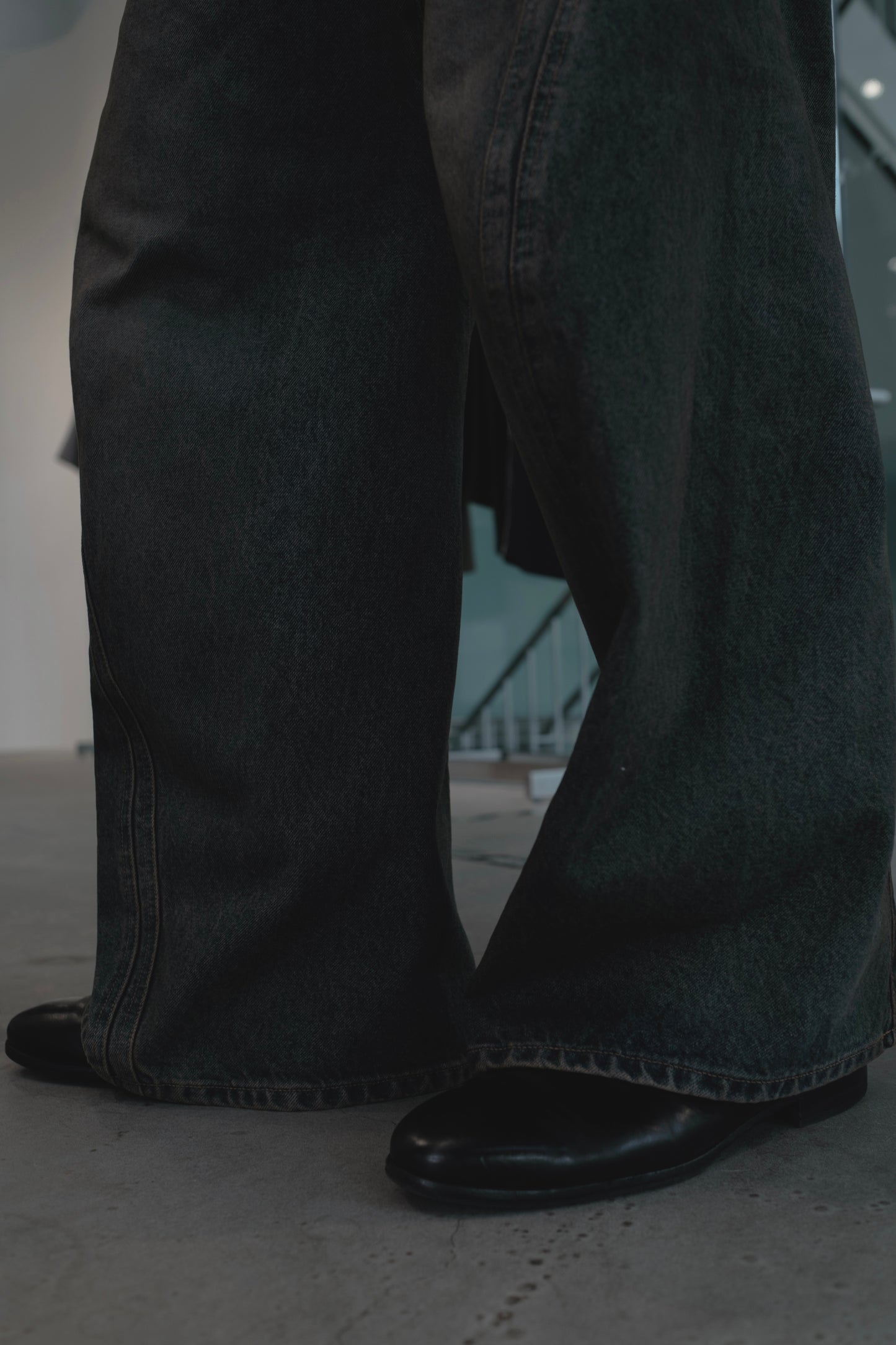 3d curved voluminous leg jeans - mud faded indigo