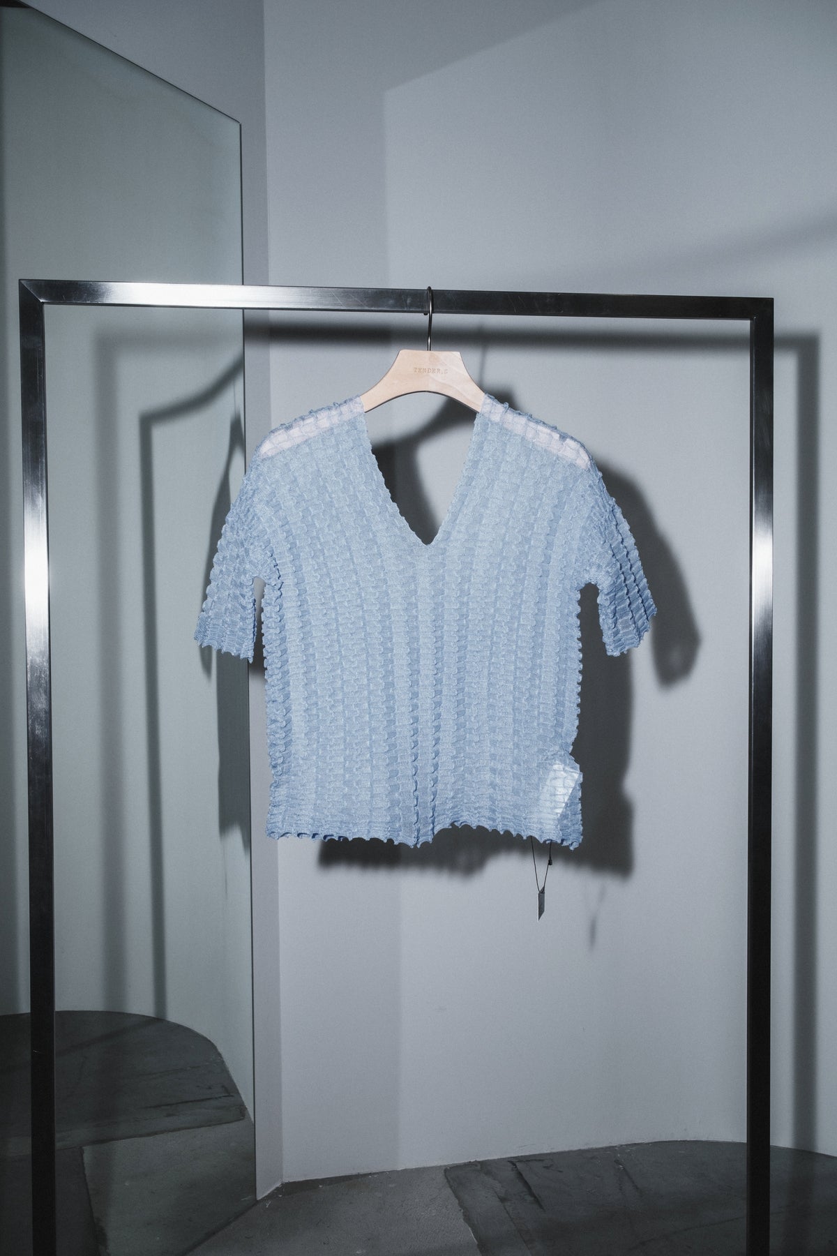 sheer wavy pullover
