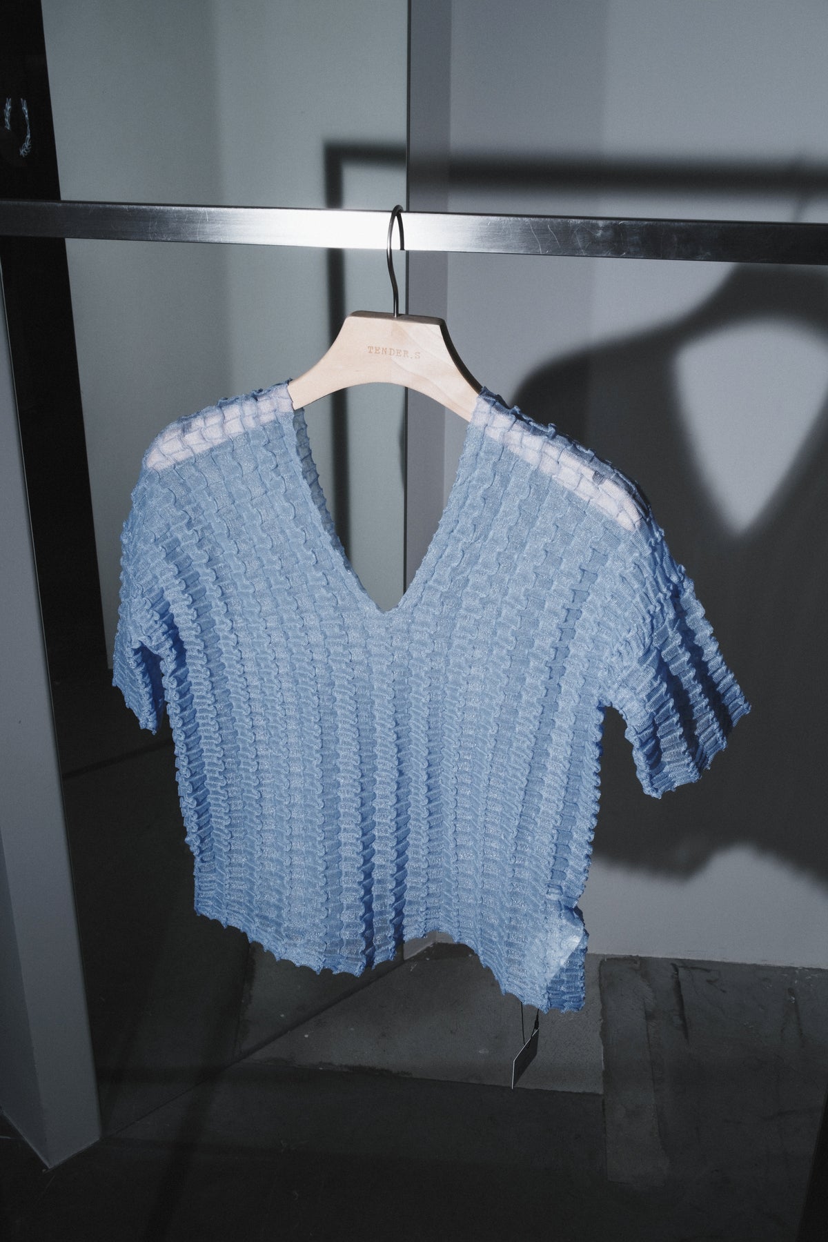 sheer wavy pullover