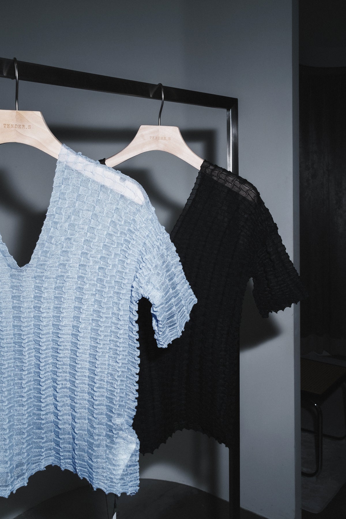 sheer wavy pullover
