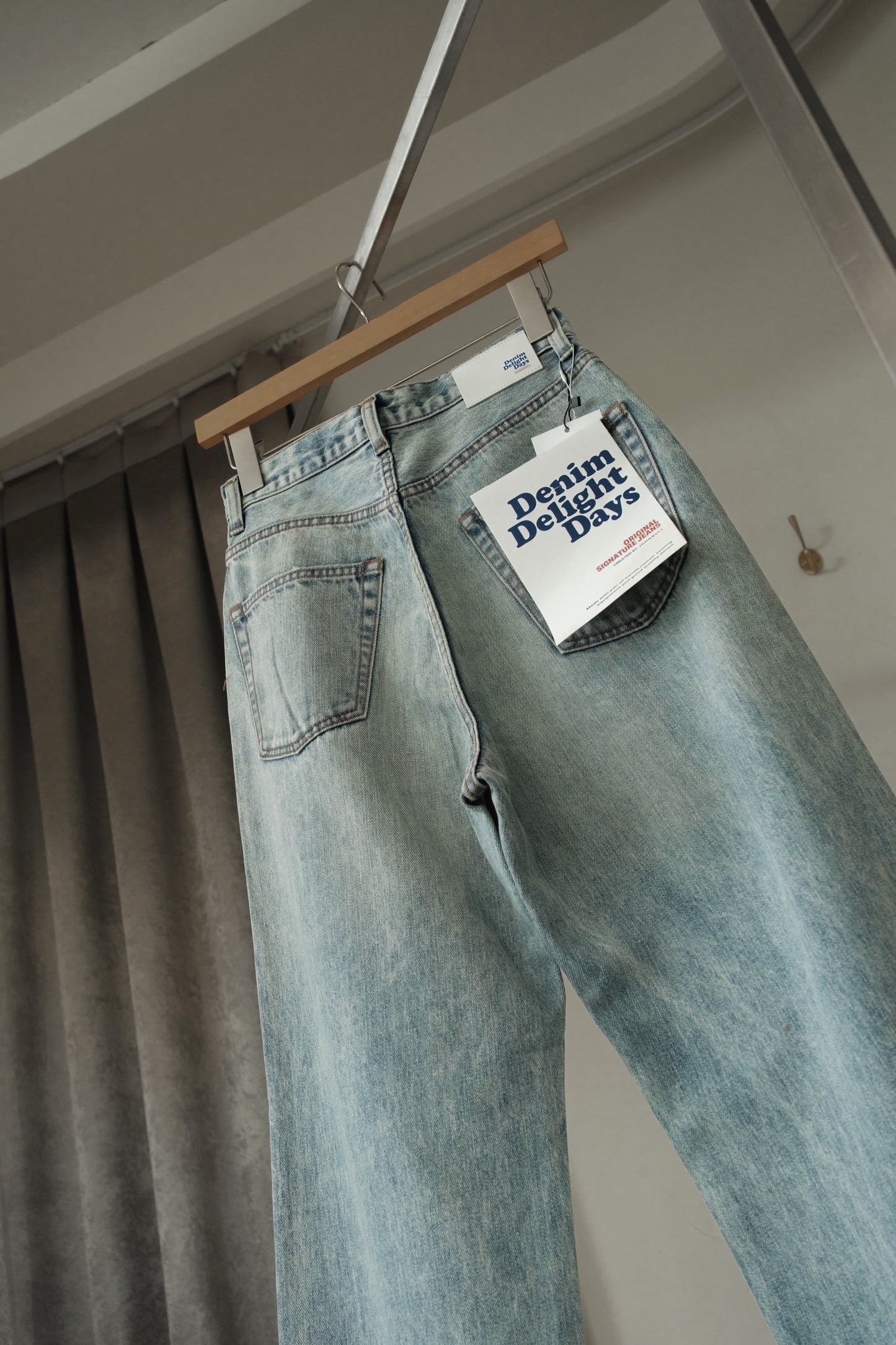 selvage denim wide jeans/faded