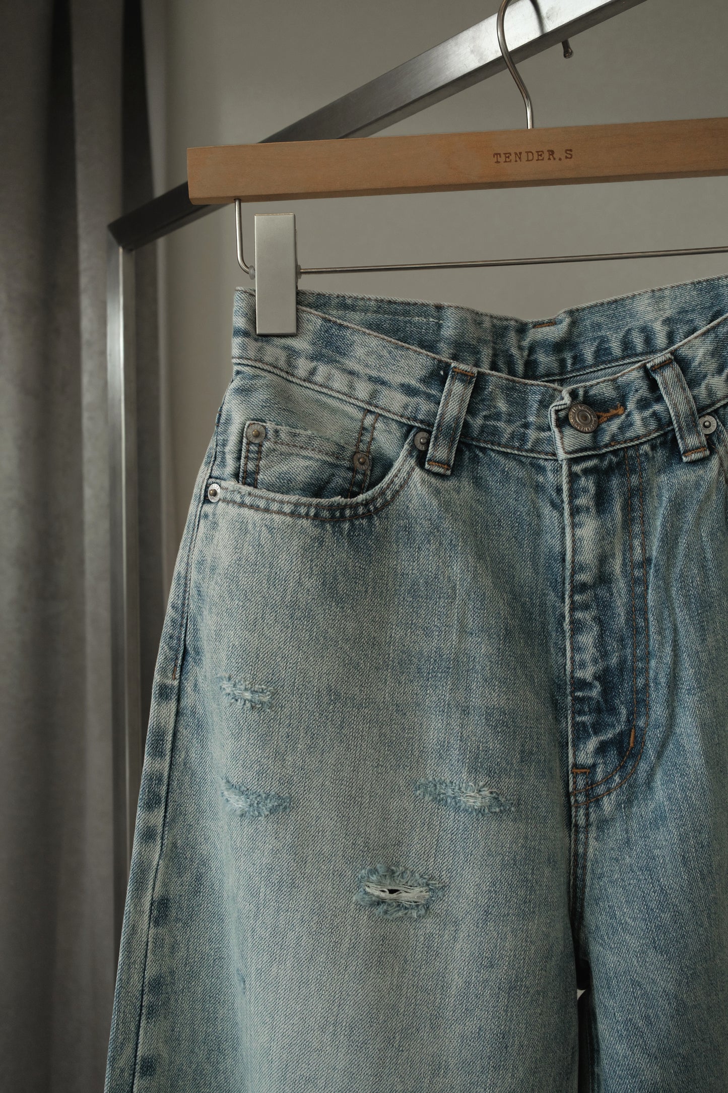 selvage denim wide jeans/faded