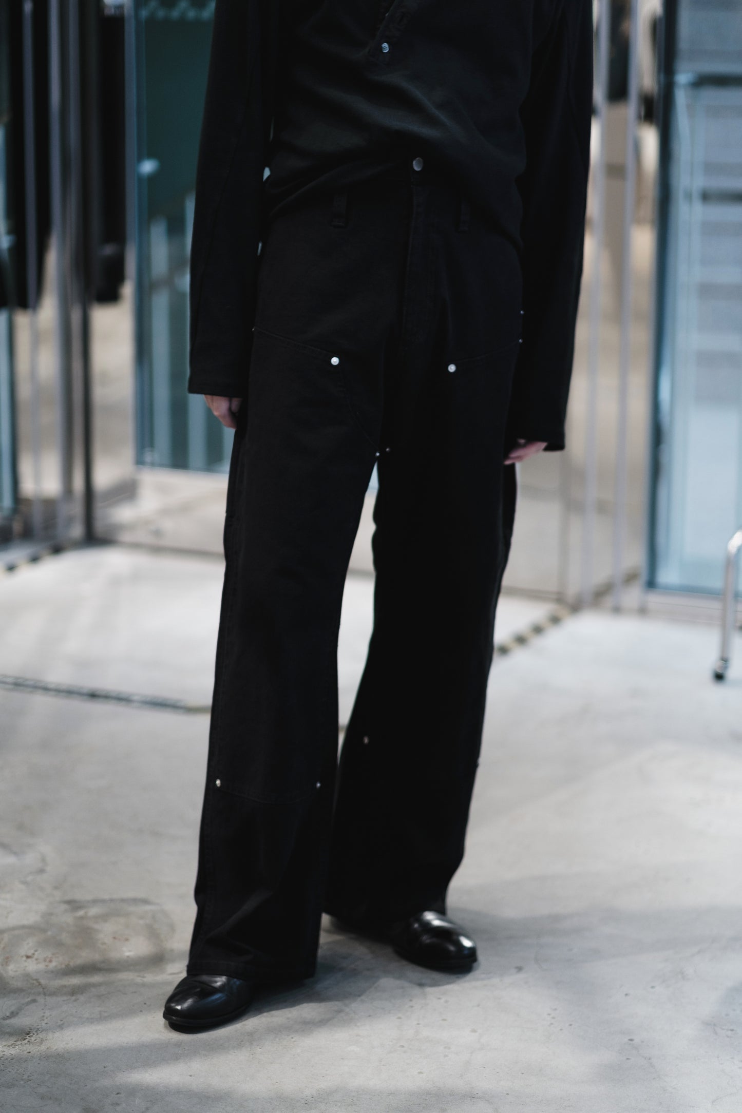 double knee motion pleat canvas pants