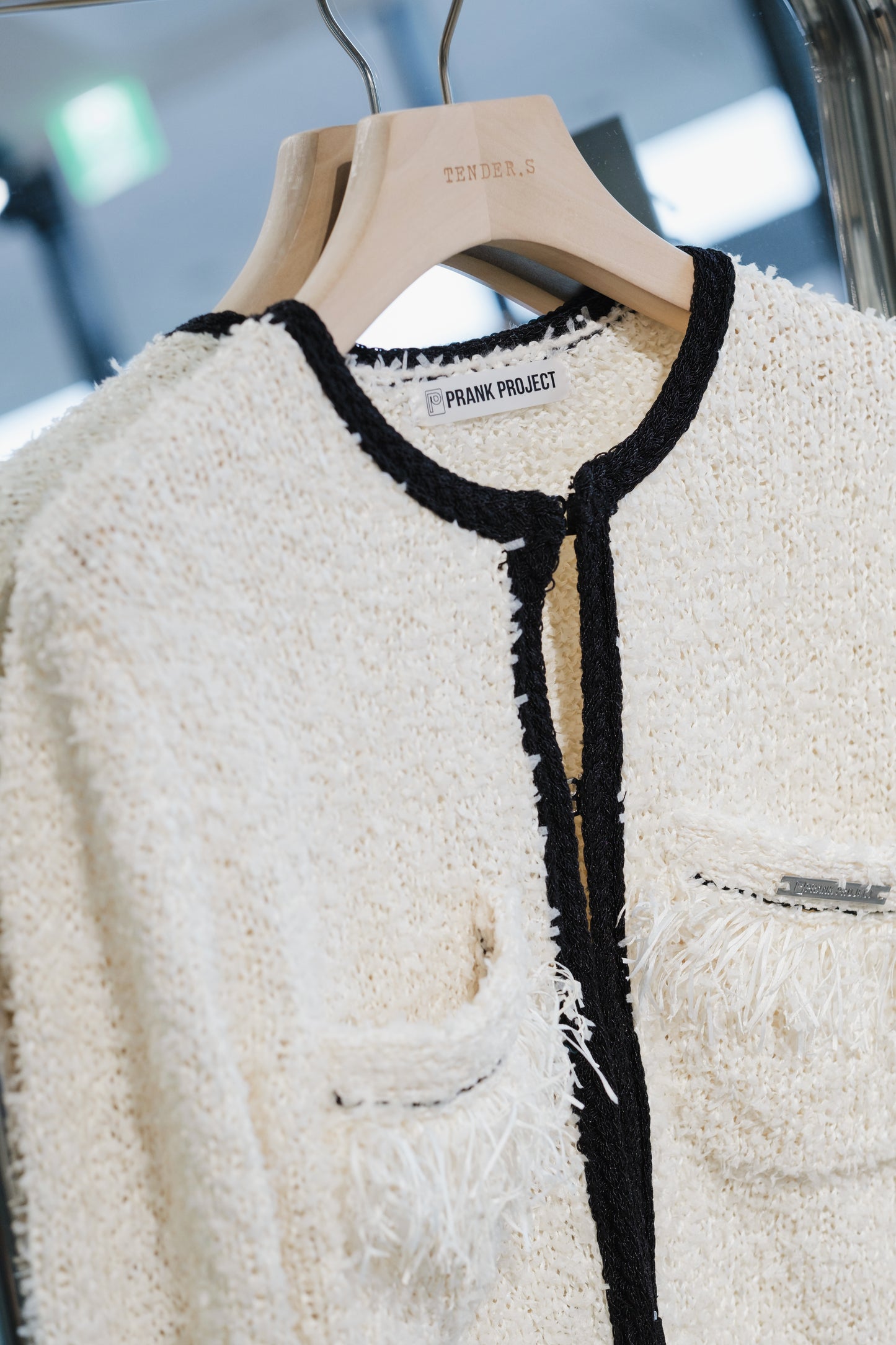 front charm knit jacket