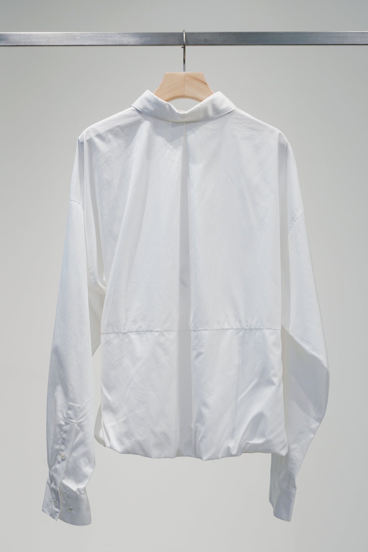 buckle balloon shirt