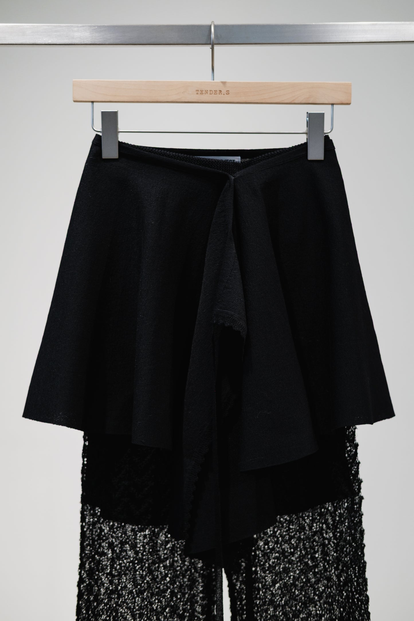 skirt-combined pants